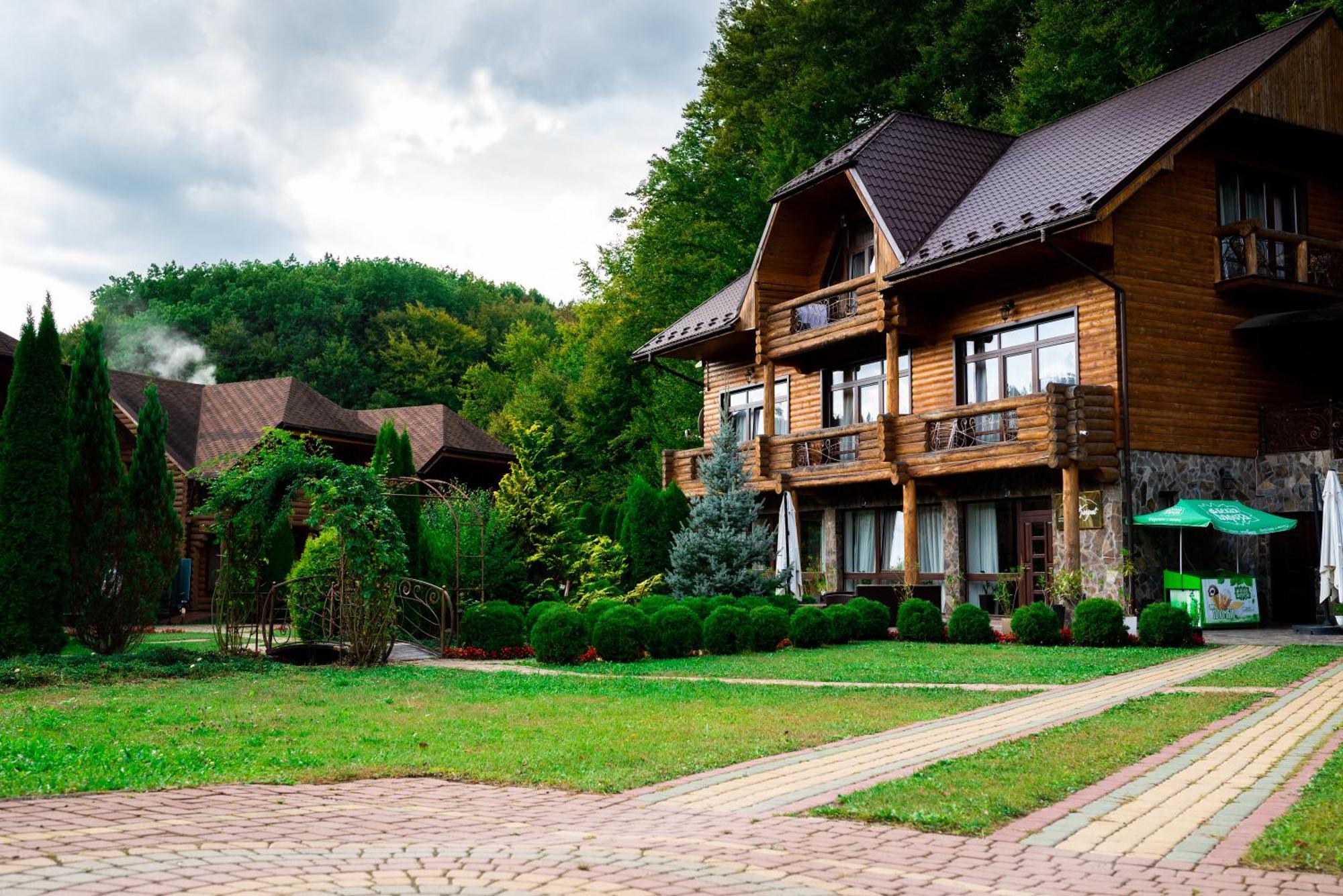 Oasis Karpat Hotel Polyana  Exterior foto